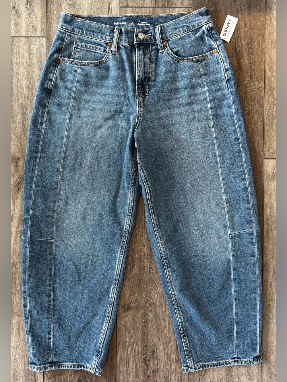 NWT Old Navy Denim High-Rise Baggy Barrel Leg Jeans 6 Petite (28x23) Stretch